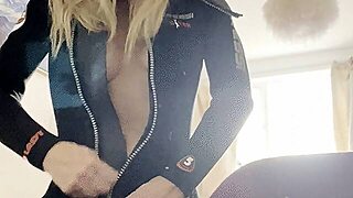 Neoprene Wetsuit Gasmask Toy Cum