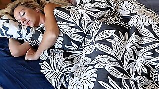 Husband Surprised Wife With Hard Cock In The Early Morning And Made Her Moaning Loud - Cumshot