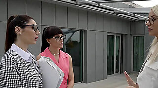 Cum Facial Climax For Vanessa And Helena