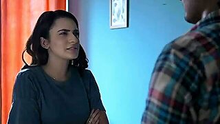 Putaria com gostosa mostrando seu corpo pelado para as cameras para seus machos assistirem e baterem uma - Bhabhi Ki Seal Todi Suhagraat Me