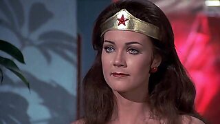 Wonder Woman: Tube Trap Cosplay