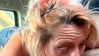 Vídeos pornos ninfeta novinha da buceta lisinha fazendo boquete delicioso na rola do macho e depois dando sua buceta gostosa - Charming Streetwalker Enjoys Watching Herself Suck Jock & Get Banged Bareback & Takes A Load In Her 